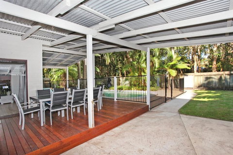 FABULOUS HOLIDAY HIDEAWAY COOLUM BEACH - Hervey Bay Accommodation 4