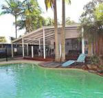 FABULOUS HOLIDAY HIDEAWAY COOLUM BEACH - Hervey Bay Accommodation