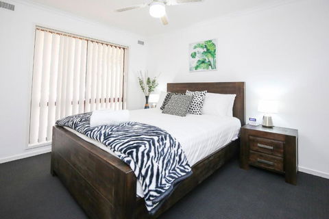 Allure Apartments Central - Hervey Bay Accommodation 1