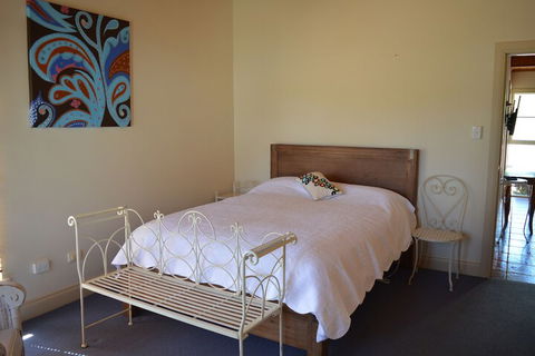 Marananga Cottages - Hervey Bay Accommodation 5