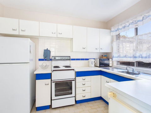 Aquarius 9 Opposite Wallis Lake - Hervey Bay Accommodation 4