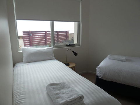 Bridport Horizon Views - Hervey Bay Accommodation 2