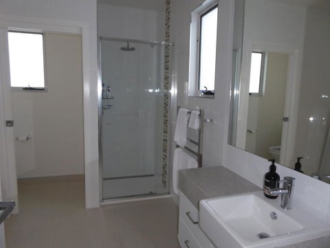 Bridport Horizon Views - Hervey Bay Accommodation 5