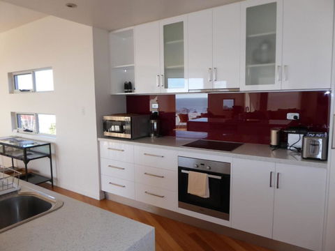 Bridport Horizon Views - Hervey Bay Accommodation 6