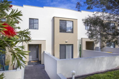 Dolphin Views Unit 5 Of 14 Dolphin St - Hervey Bay Accommodation 6