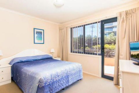 Millennium 102 With Pool In Complex - Tourism Hervey Bay 7