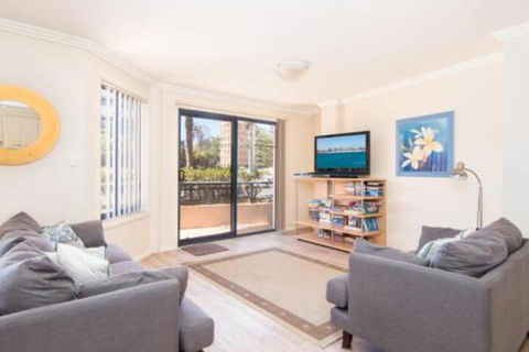 Millennium 102 With Pool In Complex - Tourism Hervey Bay 4