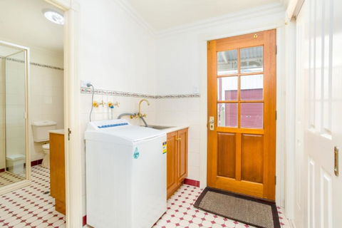 5 Bomburra Court Rainbow Beach Ticks All The Boxes Pool Shed Fenced Yard Pet Friendly - Hervey Bay Accommodation 5