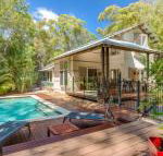 7 Naiad Court Rainbow Shores Perfect Beach House Swimming Pool  Walk To Beach Aircon Wi Fi - Hervey Bay Accommodation