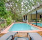 8 Ibis Court Rainbow Shores Swimming Pool Walk to Beach Executive Beach House - Hervey Bay Accommodation