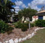 The Red Piranha Rainbow Beach Close to everything air con  pet friendly - Hervey Bay Accommodation