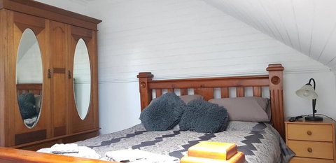 Barrington Church B & B - Tourism Hervey Bay 6