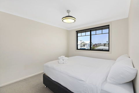 North Entrance Beach House - Hervey Bay Accommodation 2