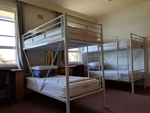 Young Budget Accommodation - Tourism Hervey Bay 5