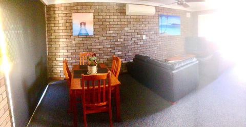 Geraldton Holliday Villas - Hervey Bay Accommodation 4