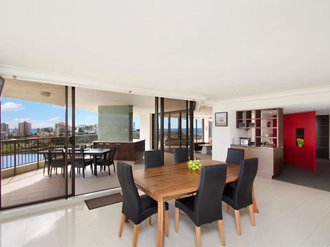 Seascape Apartments Unit 1201A Luxury Apartment With Views Of The Gold Coast & Hinterland - Hervey Bay Accommodation 2
