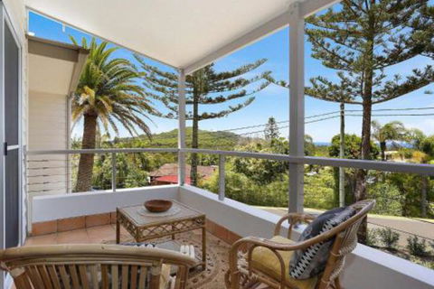 EAST COAST ESCAPES Lighthouse Studio - Hervey Bay Accommodation 0
