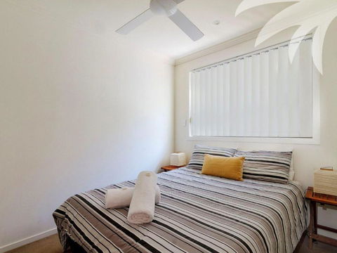 Aqua Apartment #3 - Hervey Bay Accommodation 1
