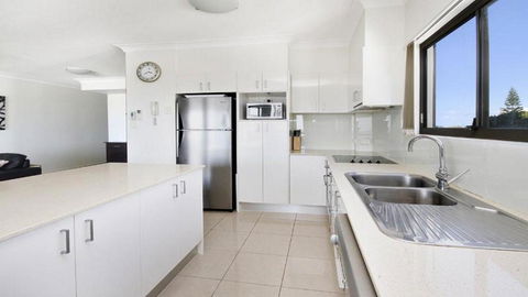 Amalfi Unit 11 Above All Else 50 King Street - Hervey Bay Accommodation 6