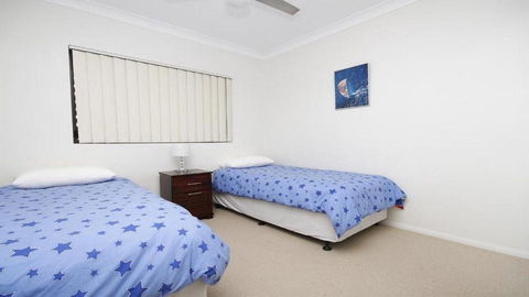 Amalfi Unit 11 Above All Else 50 King Street - Hervey Bay Accommodation 3