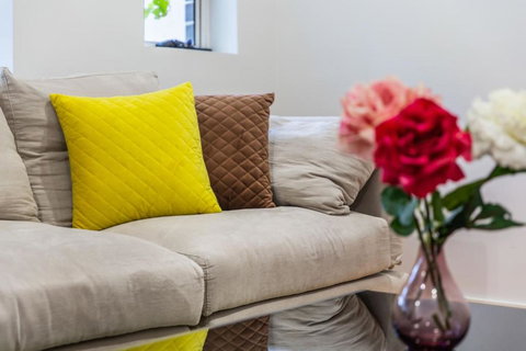 Relax In A Spacious & Modern Townhouse In Asquith - Hervey Bay Accommodation 3