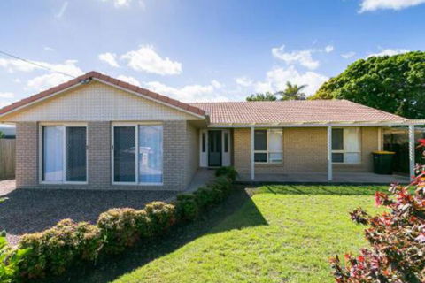 Cozy Family Holiday House - Hervey Bay Accommodation 6