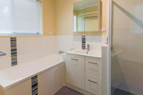Hibiscus Holiday Home - Hervey Bay Accommodation 5