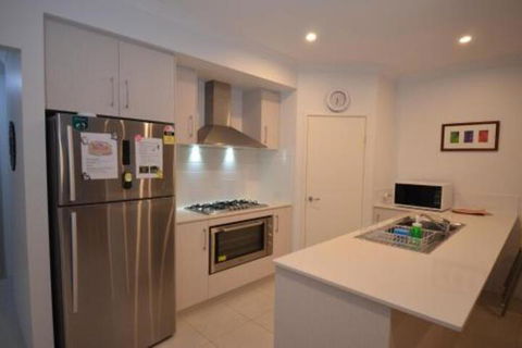 Park View Modern House - Tourism Hervey Bay 3