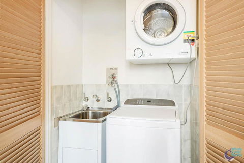 Pacific Pines Unit 6 - Hervey Bay Accommodation 1