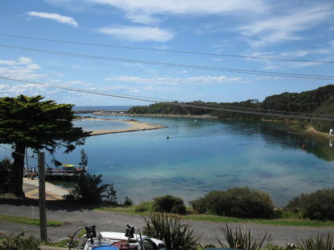 Pacific Pines Unit 6 - Hervey Bay Accommodation 2