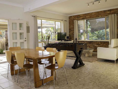 Magnificent Lakeview House Long Jetty - Tourism Hervey Bay 2