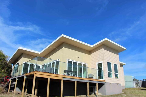 Birubi On Bay Of Fires - Tourism Hervey Bay 0