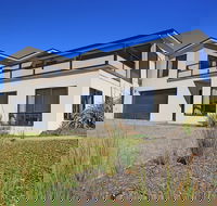 Georges Bay Luxury - Tourism Hervey Bay