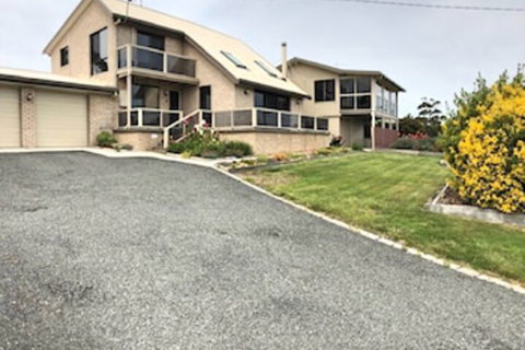 Elegant Style Bay Of Fires - Tourism Hervey Bay 1