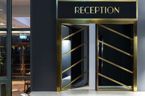 Tattersalls Hotel - Hervey Bay Accommodation 4