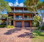 41 Carlo Circle Rainbow Beach Huge Beach House With Room for Everyone - Hervey Bay Accommodation