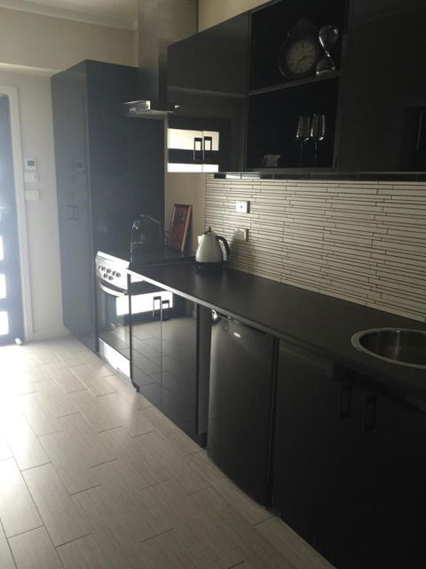 Kindred Lodge Apartments - Tourism Hervey Bay 1