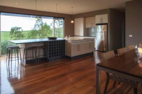THE Lake House - Surf Side - Hervey Bay Accommodation 0