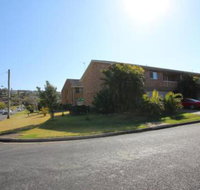 1 / 2 Brunswick Avenue - Hervey Bay Accommodation