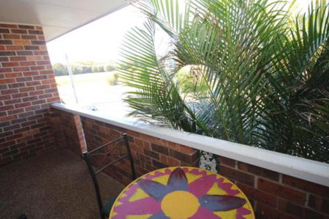 1 / 2 Brunswick Avenue - Hervey Bay Accommodation 5