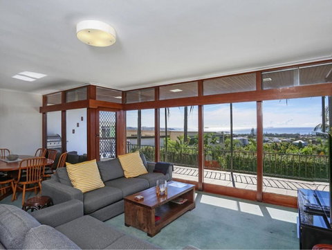 The Lookout Coffs Harbour NSW - Hervey Bay Accommodation 3