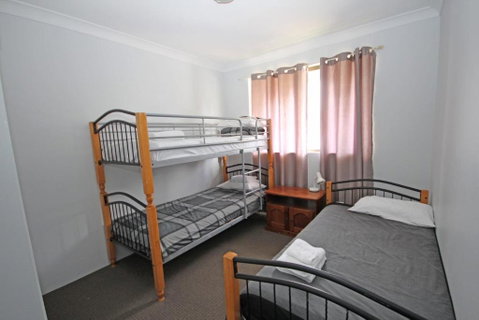 Pacific Court Coffs Harbour NSW - Hervey Bay Accommodation 6