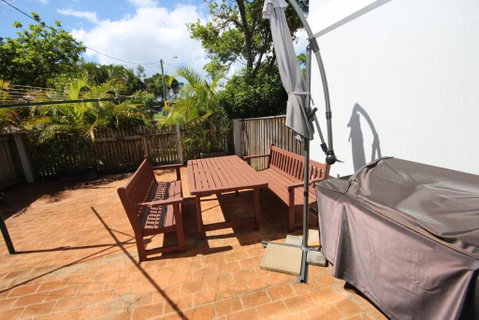 Paradise Waters No. 13 - Hervey Bay Accommodation 5