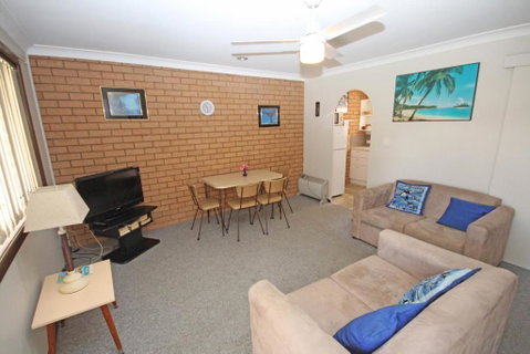 Irvin Villa Coffs Harbour NSW - Hervey Bay Accommodation 5
