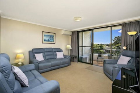 HAMP1 Bright Apartment In Cremorne - Hervey Bay Accommodation 0