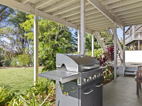 HILLTOP HAVEN In MOLLYMOOK - Tourism Hervey Bay 2