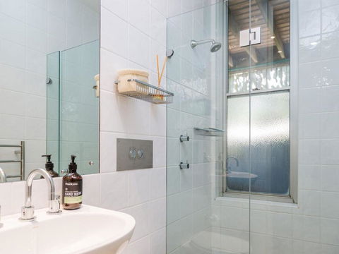 ARGYLL MOLLYMOOK Absolute Waterfront - Tourism Hervey Bay 5