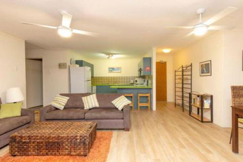 Apartment With Inground Pool - Hervey Bay Accommodation 0