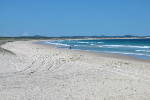 Apartment With Inground Pool - Hervey Bay Accommodation 2