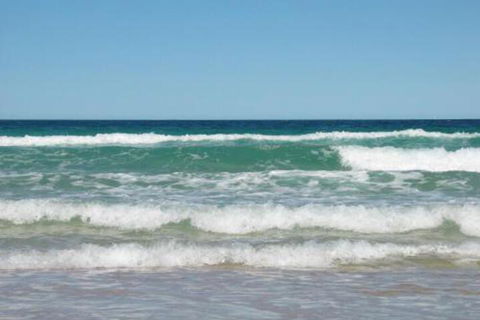 Apartment With Inground Pool - Hervey Bay Accommodation 7